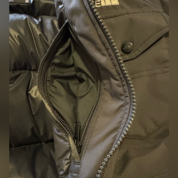 The North Face Men’s Down-filled Parka - Size M - Charcoal Gray - Picture 7 of 9